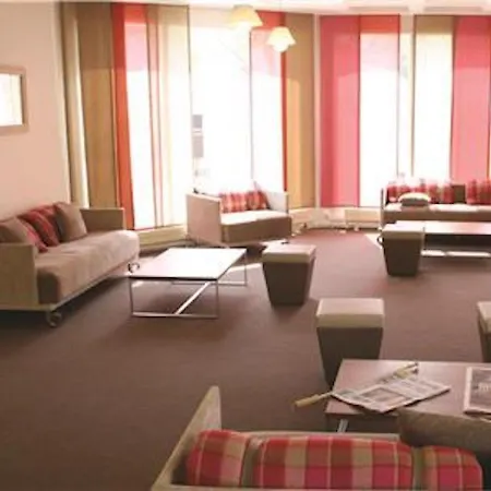 펜션 Relaxing Chateau Laval- 3-room Essential 5 People
