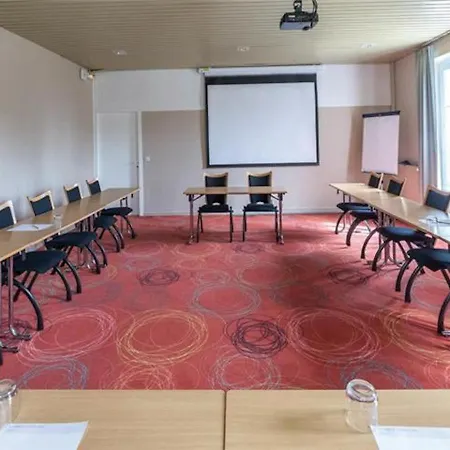 펜션 Relaxing Chateau Laval- 3-room Essential 5 People *