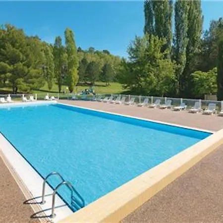 Relaxing Chateau Laval- 3-room Essential 5 People 펜션 그뢰오레방